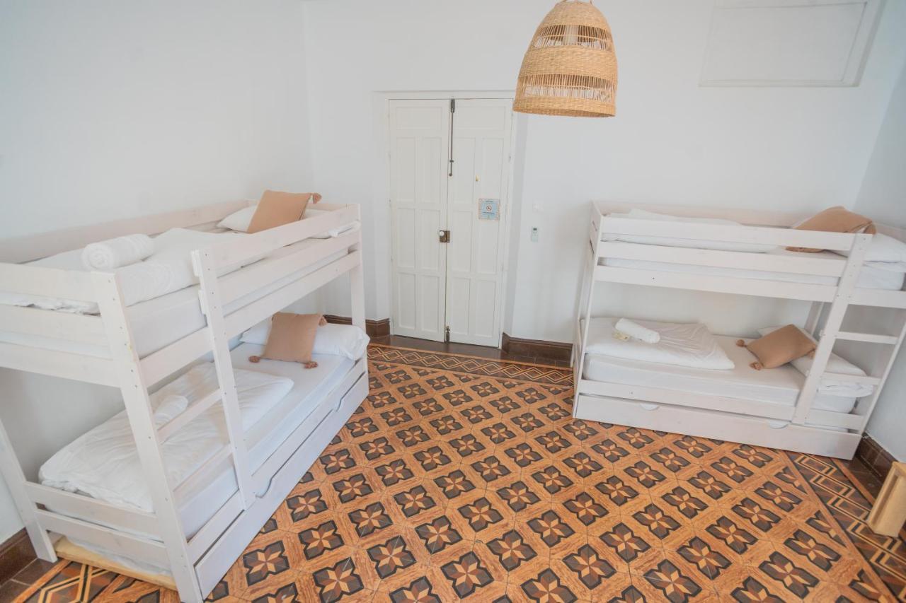 Casa De La Alegria Apartment Granada Bagian luar foto